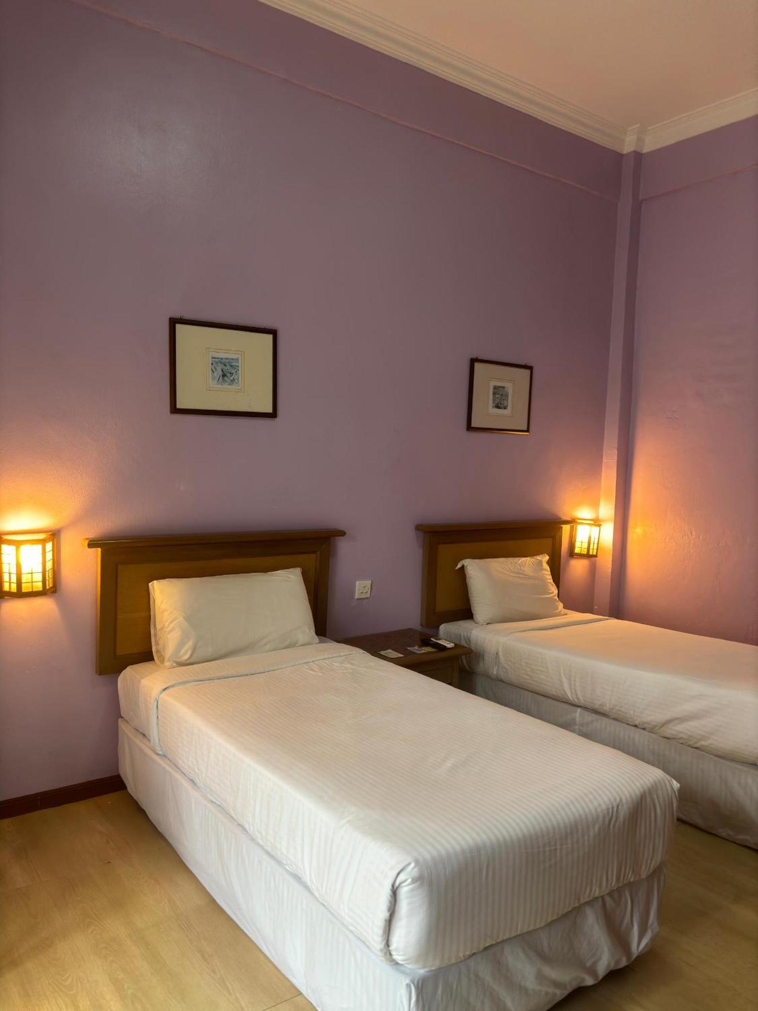 Hotel Uitm Dungun Batu Lima Esterno foto
