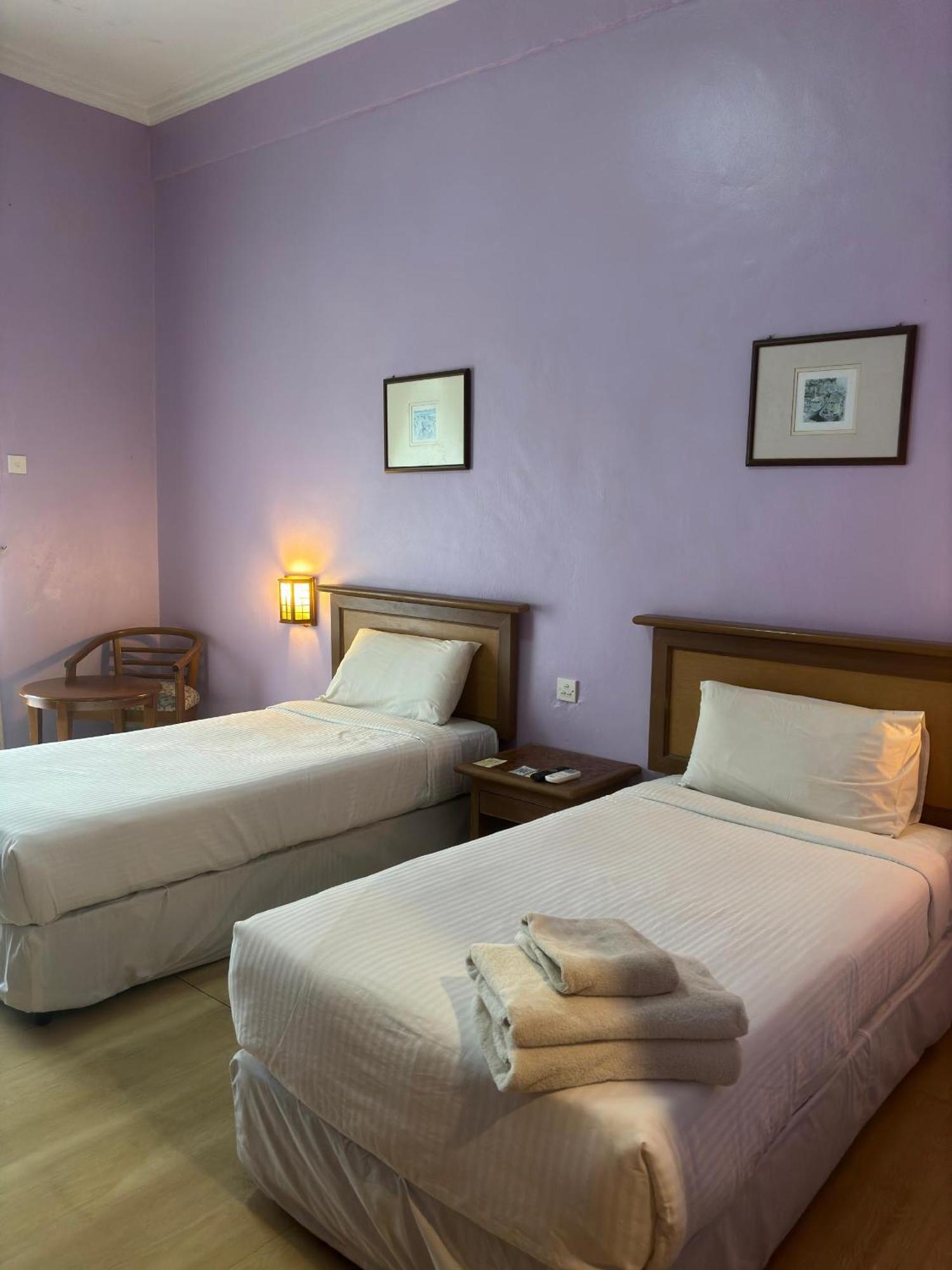Hotel Uitm Dungun Batu Lima Esterno foto